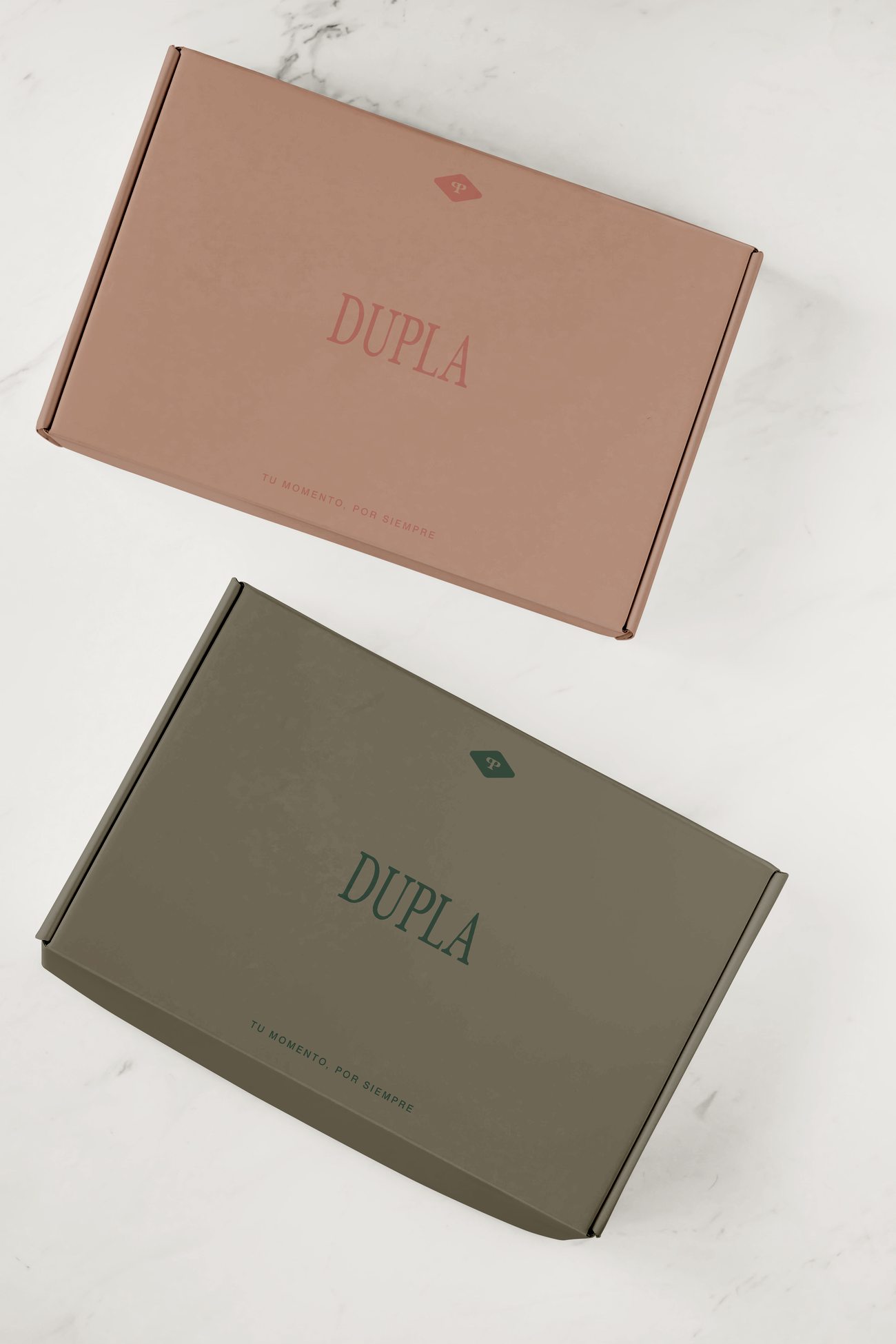 Dupla packaging boxes in two colorways